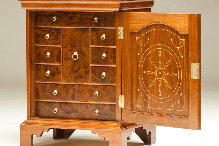 Pennsylvania Spice Chesst - open